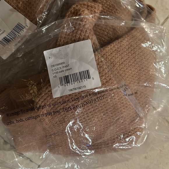 Free People C.O.Z.Y pants brand new with tags - Picture 5 of 8